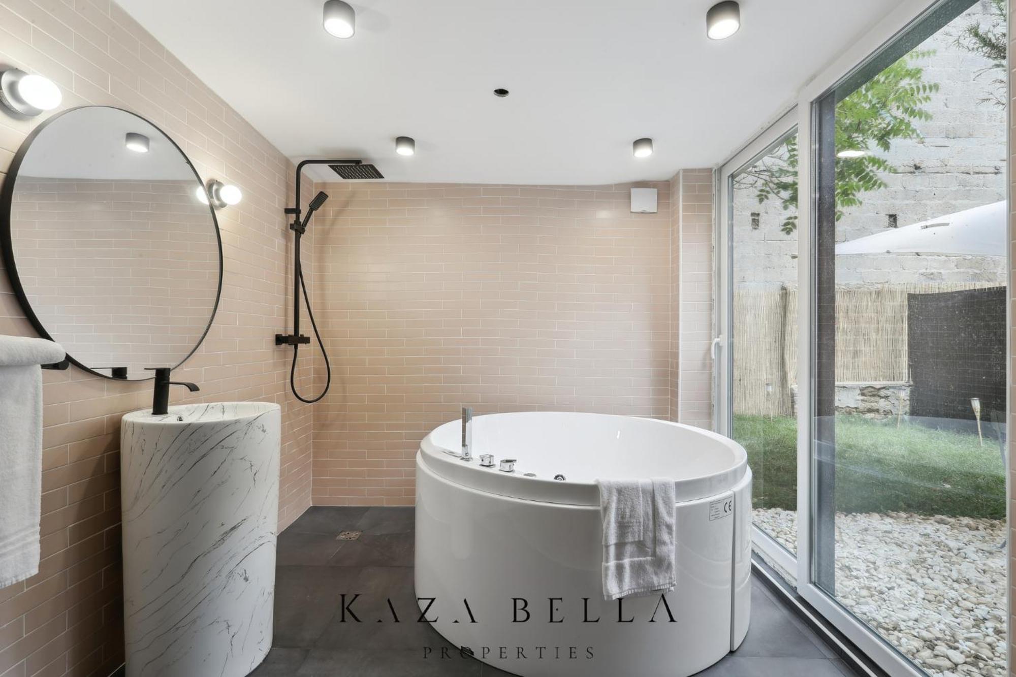 Kaza Bella - Maisons Alfort 6 Luxurious Little House With Private Garden And Jacuzzi Exteriör bild